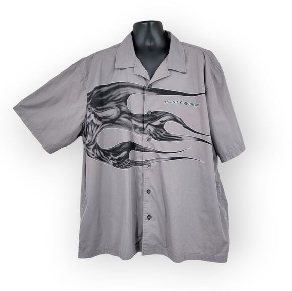 Harley-Davidson Other - Harley-Davidson Gray Button Up Camp Collar Short Sleeve Men's Shirt Skull Flames